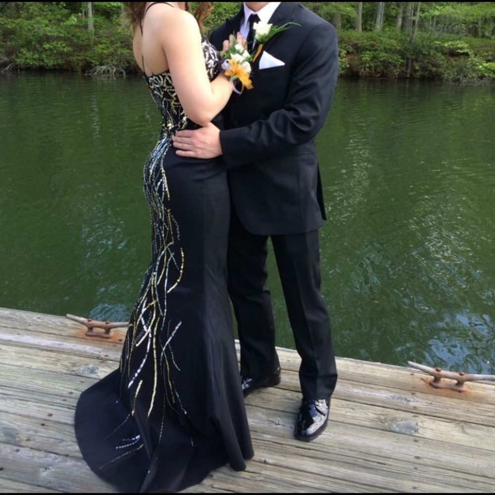 Black Prom Dress - Picture 2 of 4